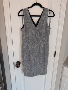 Banana Republic Gray Tweed V-Neck Midi Sheath Dress